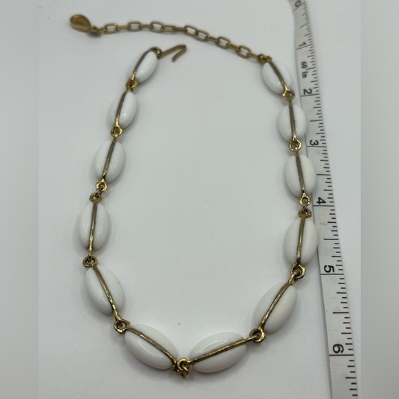 Vintage White Bead Necklace with Gold Wire Wrap Detail - Picture 3 of 4